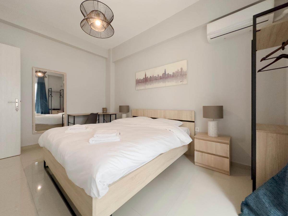 Satovriandou Spacious 128Sqm Apt In Atene Esterno foto